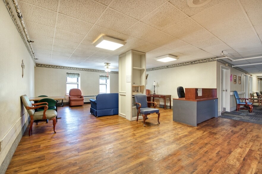 More Photos Of 1500 McKinley Ave, Niles Assisted Living For Sale