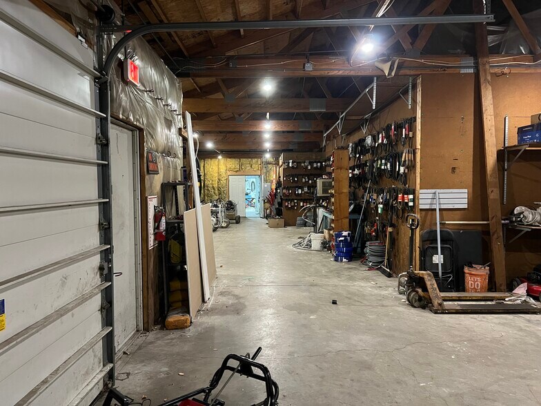 More Photos Of 4916 Verona Rd, Madison Auto Repair For Sale