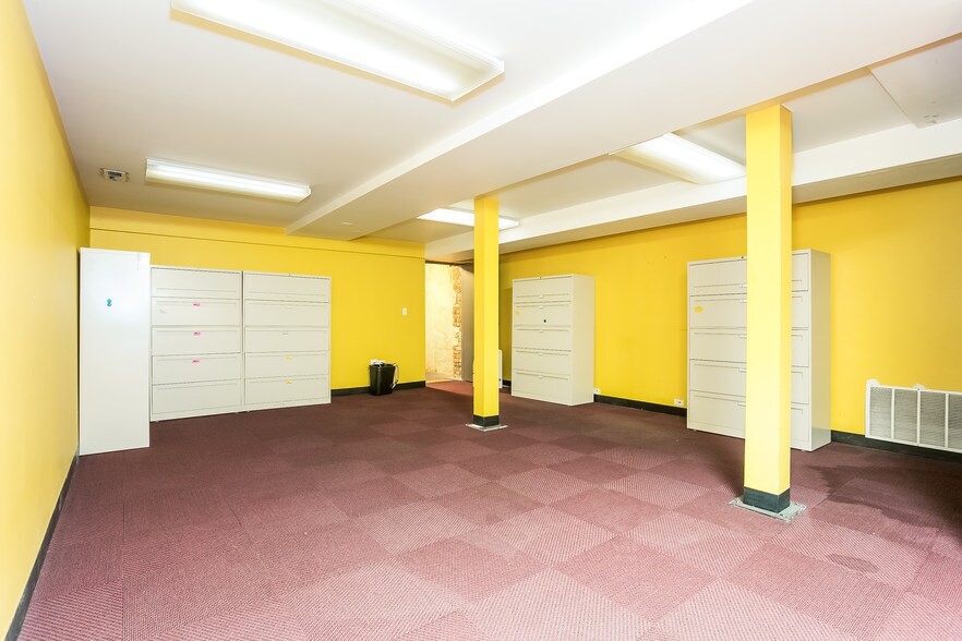 More Photos Of 716 E 47th St, Chicago Loft Creative Space For Sale