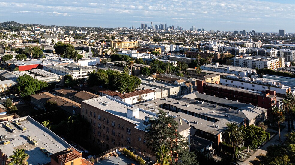 More Photos Of 1848 N Gramercy Pl, Hollywood Apartments For Sale