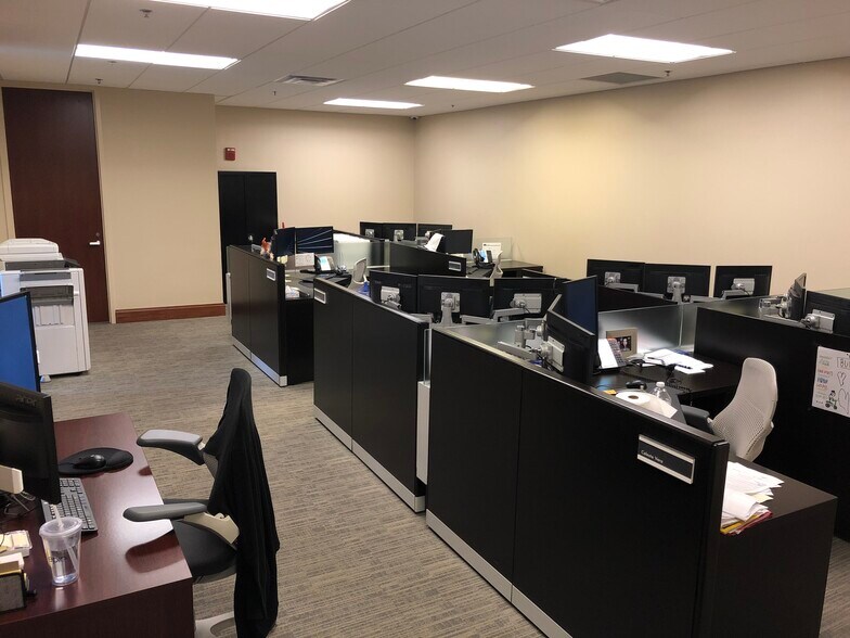 More Photos Of 121-189 S Orange Ave, Orlando Office Residential For Sale