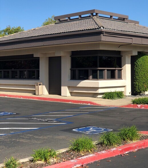 More Photos Of 6336 Greenwich Dr, San Diego Office For Lease