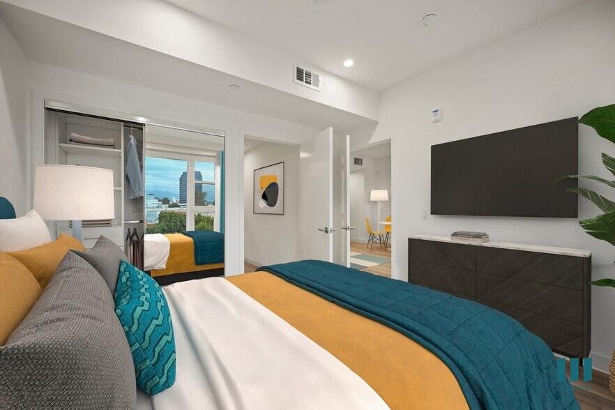 More Photos Of 951 Ogden Ave, Los Angeles Apartments For Lease