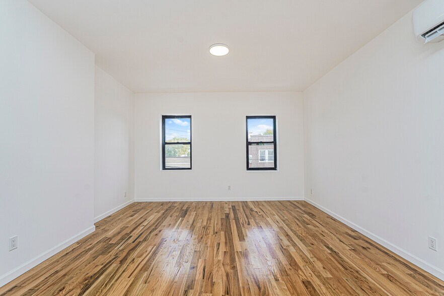 More Photos Of 1256 Bay St, Staten Island Apartments For Lease
