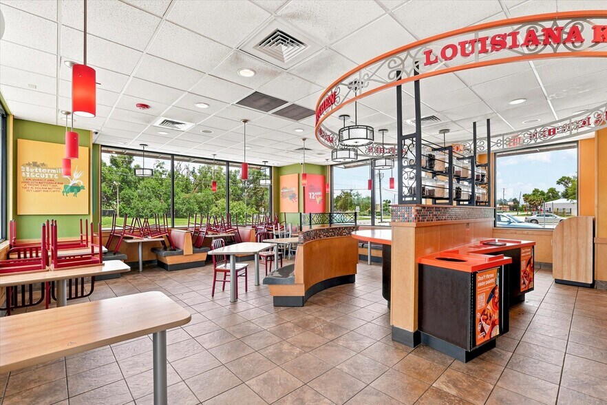 More Photos Of 2161 S Byron Butler Pky, Perry Fast Food For Lease