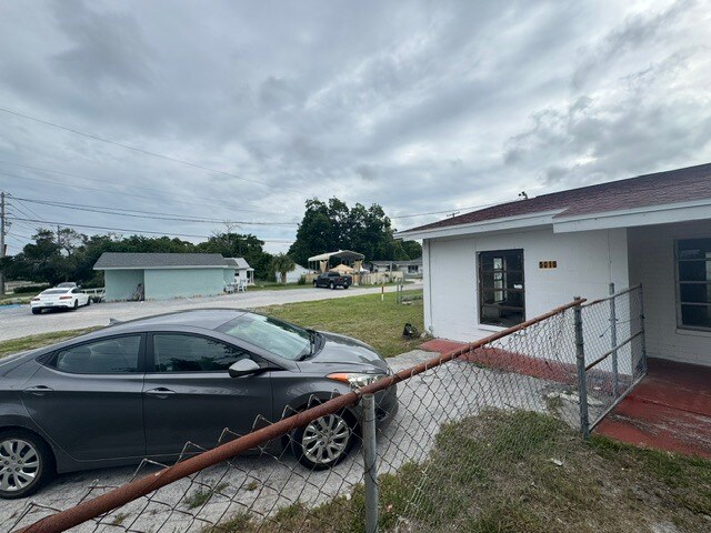 More Photos Of 5018 Grand Blvd, New Port Richey Office For Lease