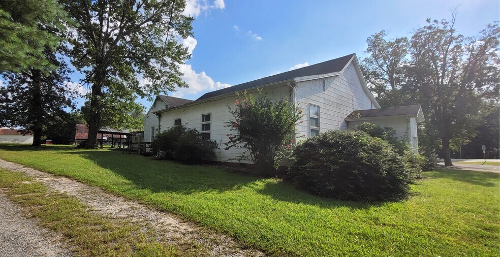 More Photos Of 6305 Pine Hall Rd, Belews Creek Specialty For Sale