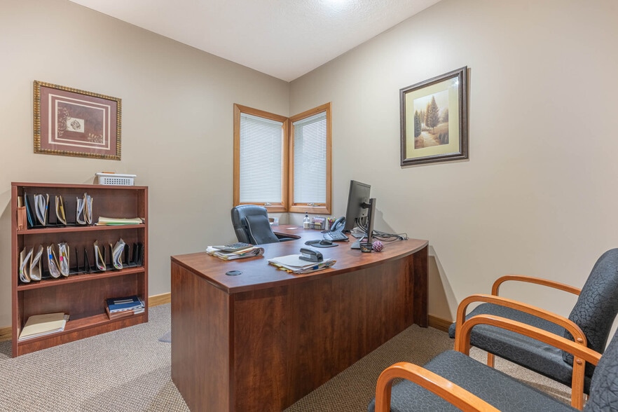 More Photos Of 7036 Corporate Way, Washington Township Office For Sale