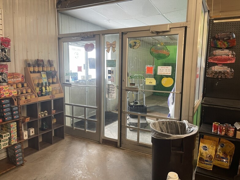 More Photos Of 1206 25th St E, Hibbing Warehouse For Sale