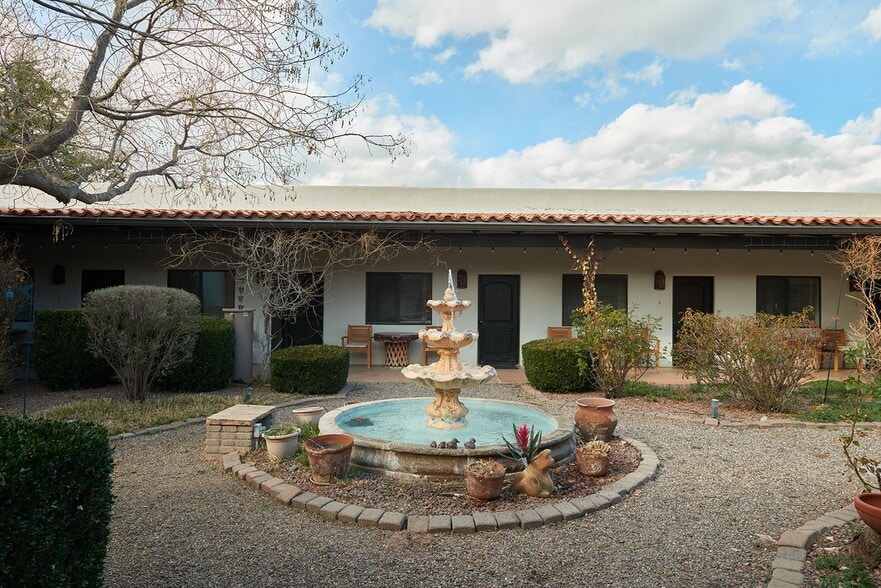 More Photos Of 8933 S Yell Ln, Hereford Hospitality For Sale