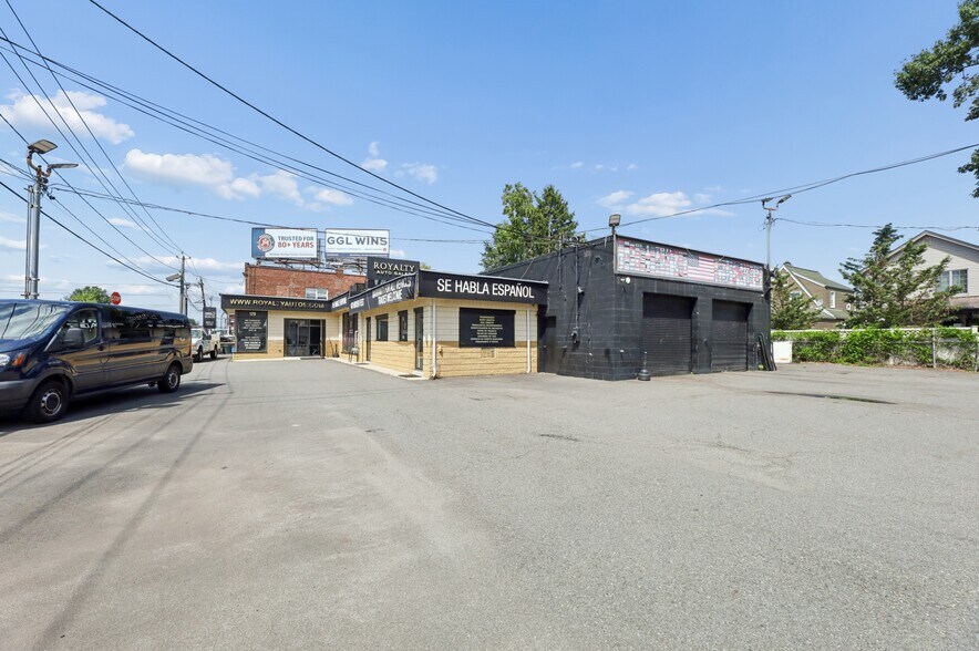 More Photos Of 120-140 US Highway 46, Little Ferry Auto Dealership For Lease