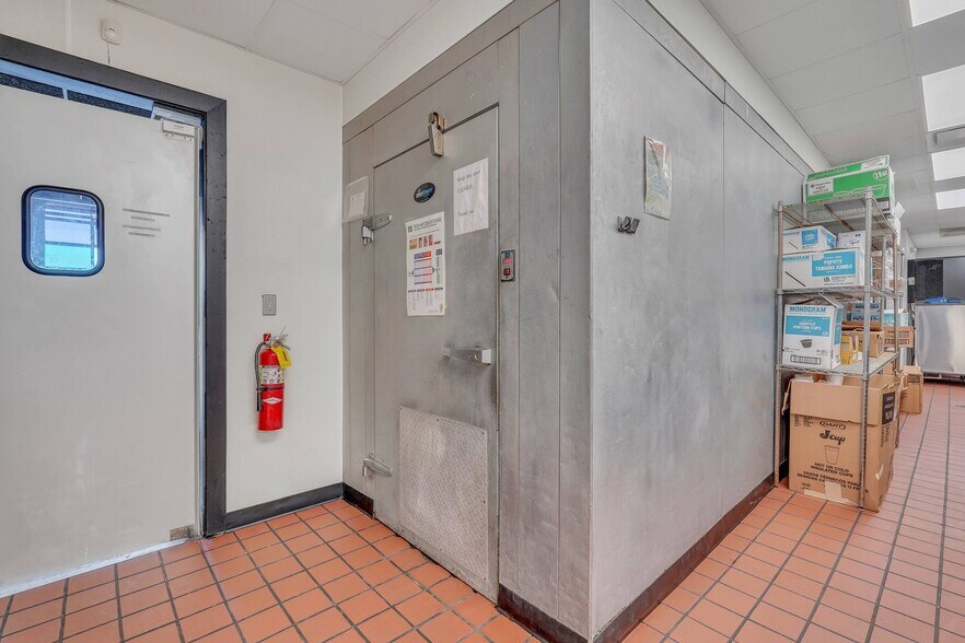 More Photos Of 110 Towne Center Dr, Pooler Restaurant For Sale