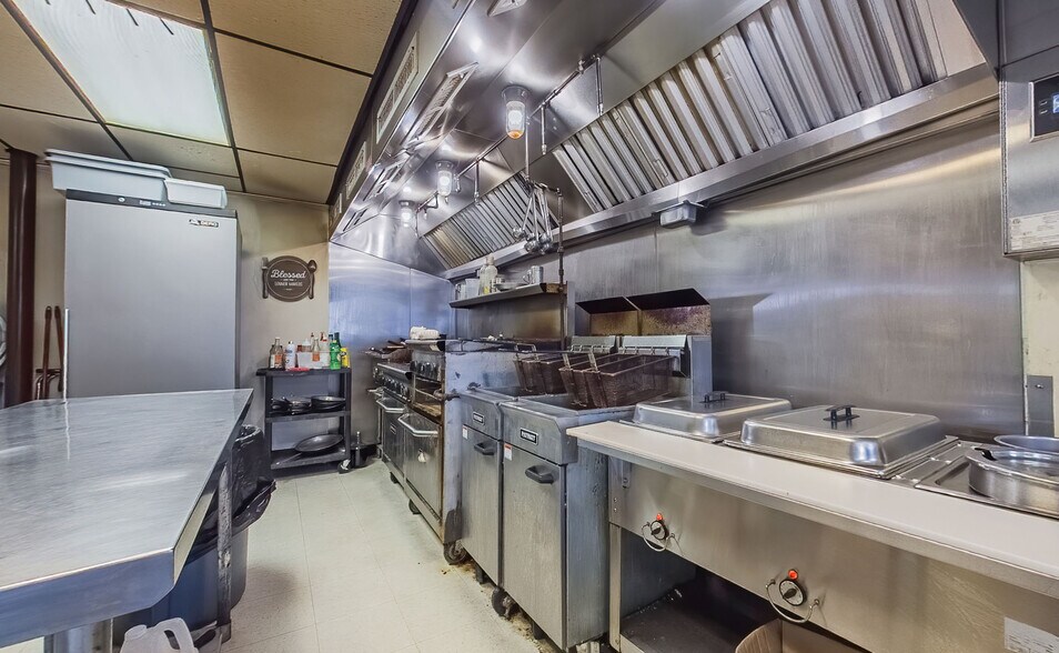 More Photos Of 1190 Old Berwick Rd, Bloomsburg Office For Sale