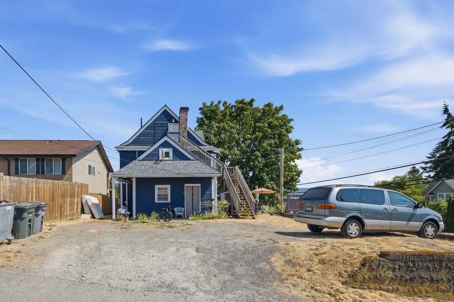 More Photos Of 3432 Lombard Ave, Everett Apartments For Sale