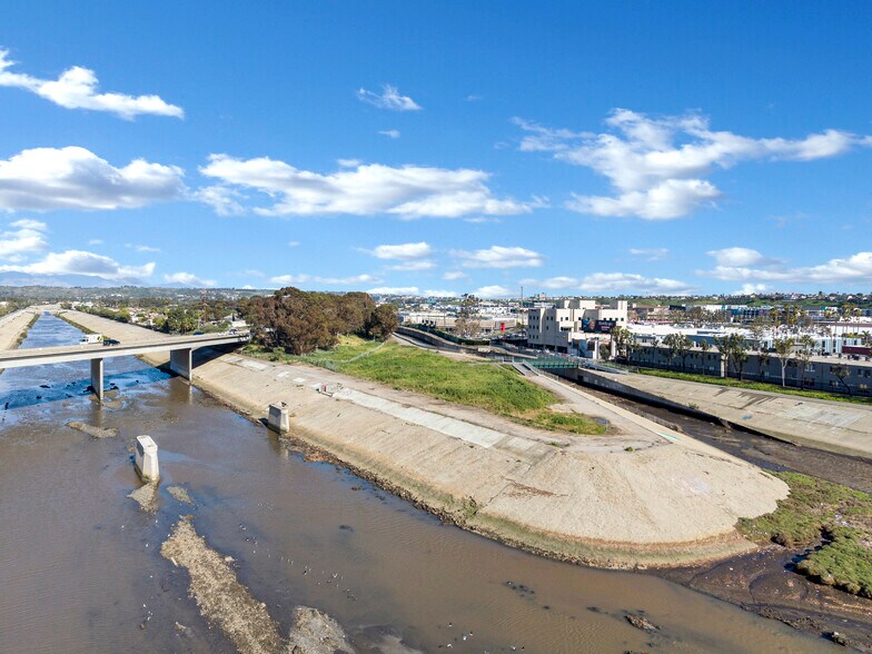 Primary Photo Of 5000 S Beethoven St, Los Angeles Land For Lease