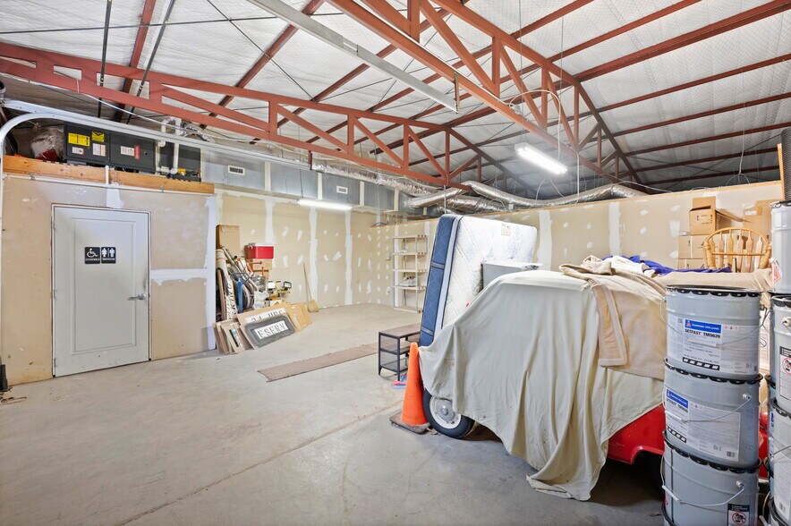 More Photos Of 4454 Railroad Ave, Harrisburg Industrial For Sale