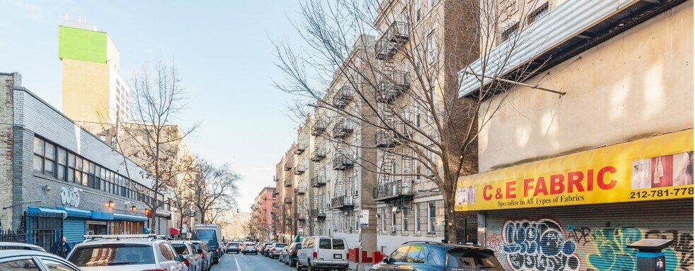 More Photos Of 550 W 180th St, New York Apartments For Sale