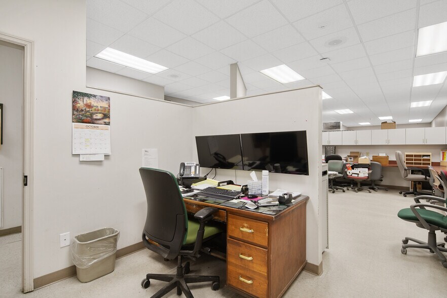 More Photos Of 127 Hay St, Fayetteville General Retail For Sale