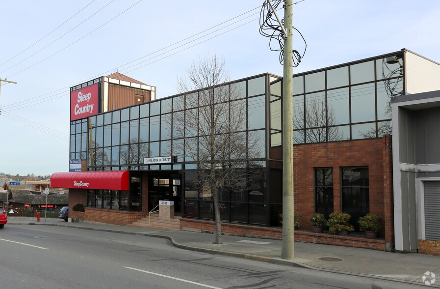 More Photos Of 3045 Douglas St, Victoria Office For Lease