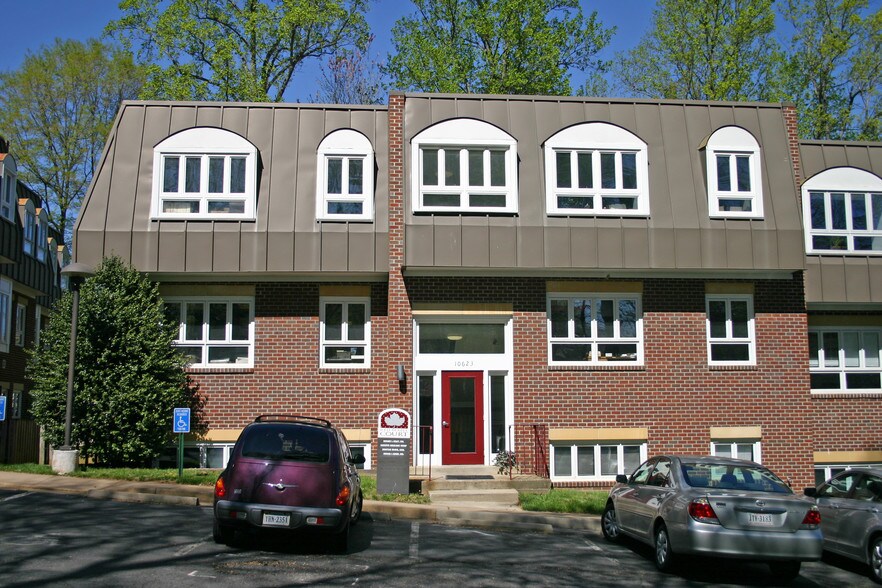 More Photos Of 10621-10623 Jones St, Fairfax Office For Sale