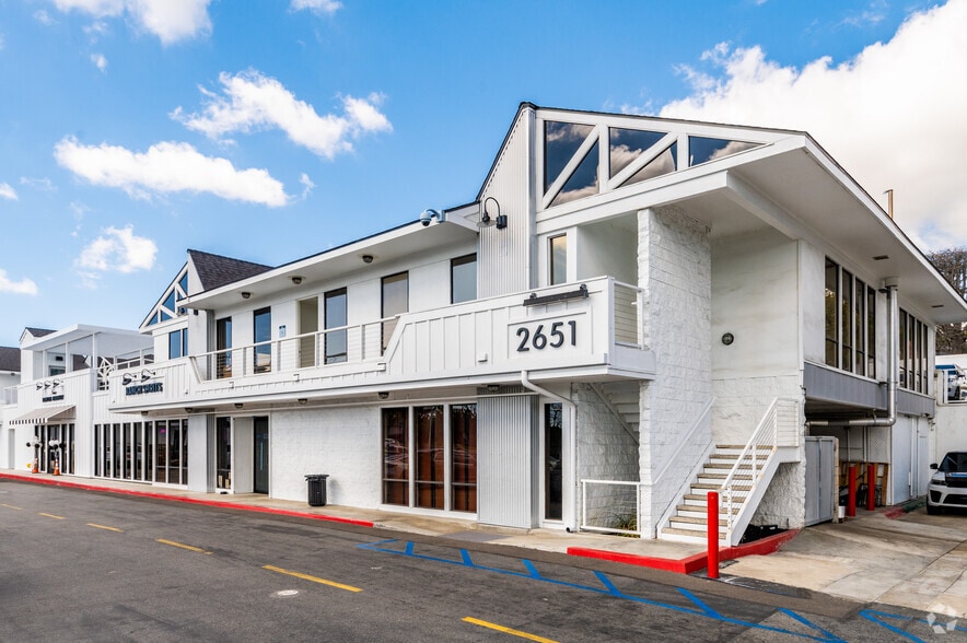 More Photos Of 2651-2675 Irvine Ave, Costa Mesa Storefront For Lease