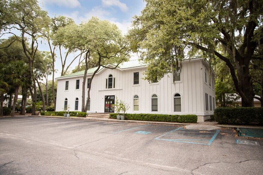 Primary Photo Of 1 Professional Dr, Port Royal Medical For Lease