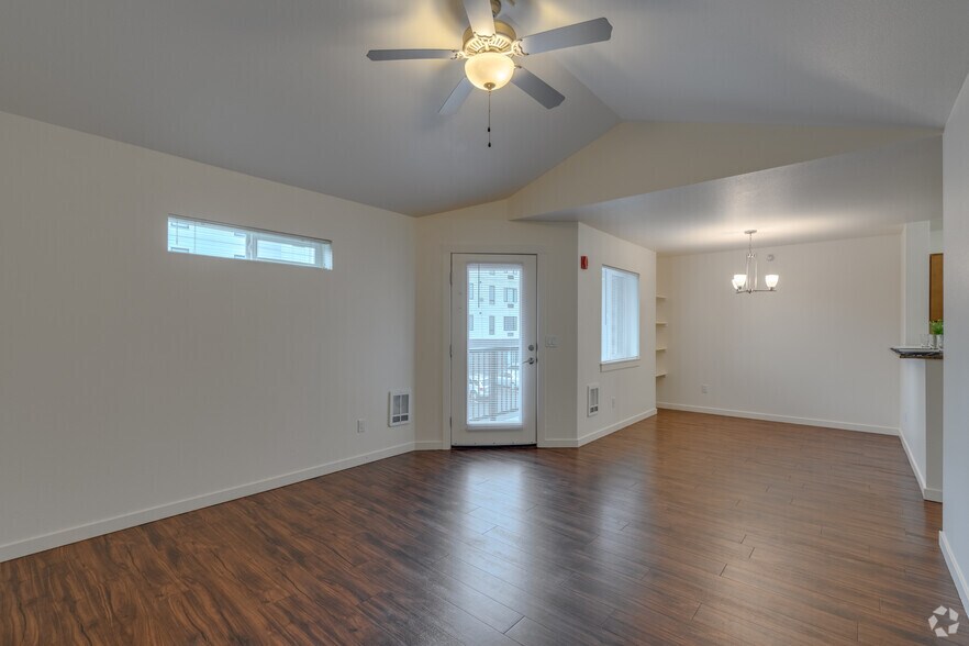 More Photos Of 9520 SW Greenburg Rd, Tigard Apartments For Sale