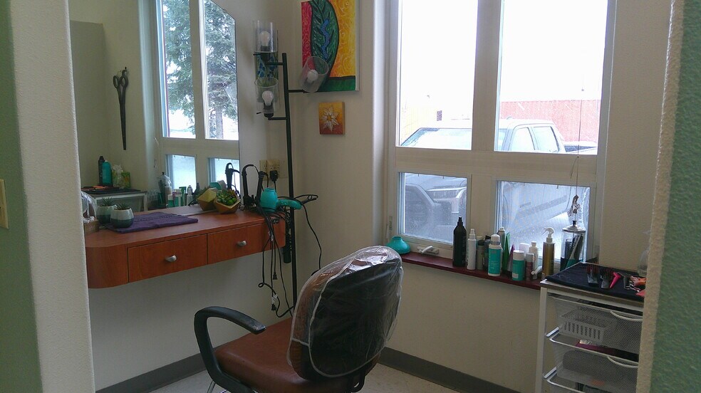 More Photos Of 424 4th St, Fairbanks General Retail For Sale