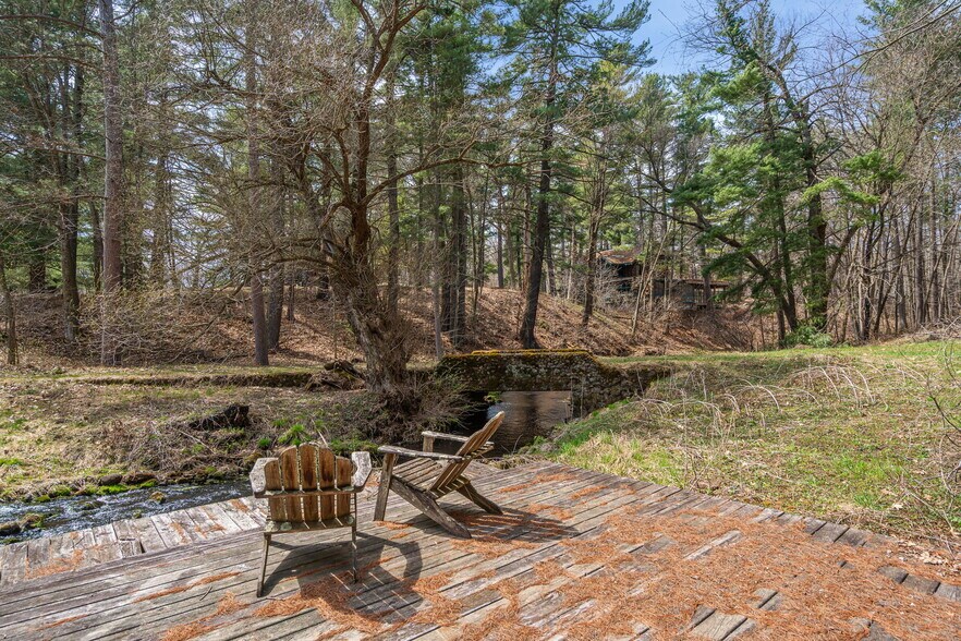 More Photos Of 1098 340th Ave, Frederic Specialty For Sale