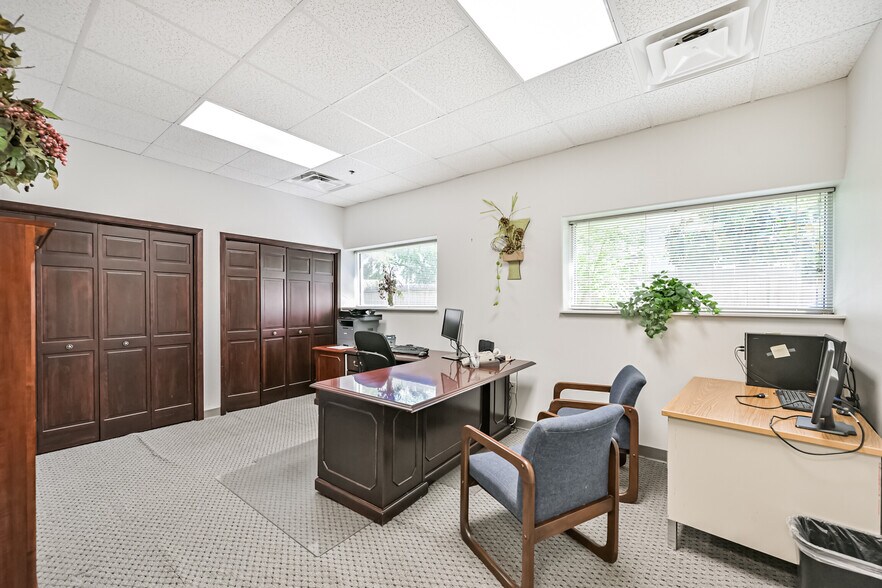 More Photos Of 4701 Preston Ave, Pasadena Office Residential For Sale