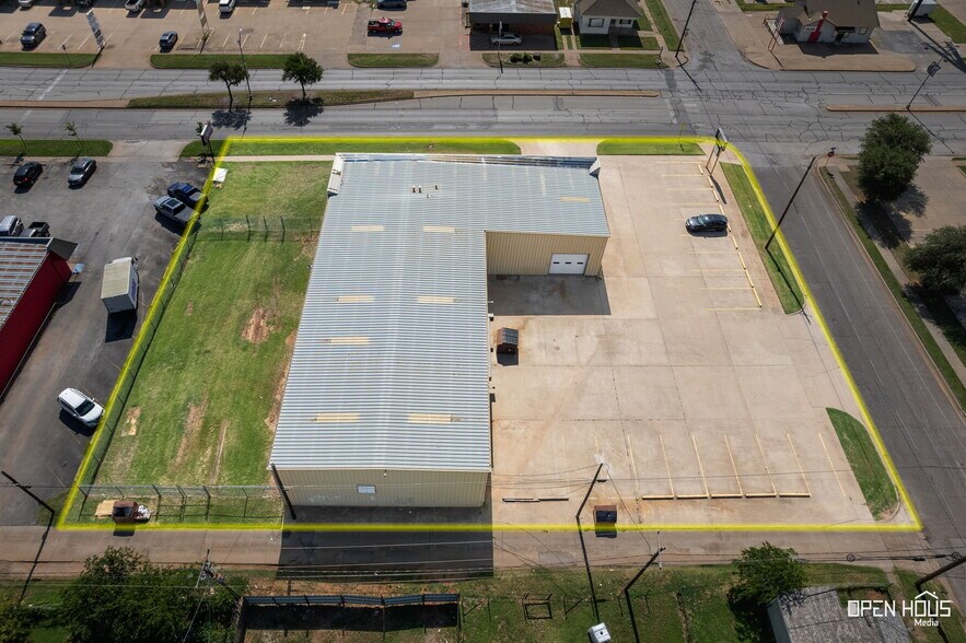 More Photos Of 2412 Kemp Blvd, Wichita Falls Light Manufacturing For Sale