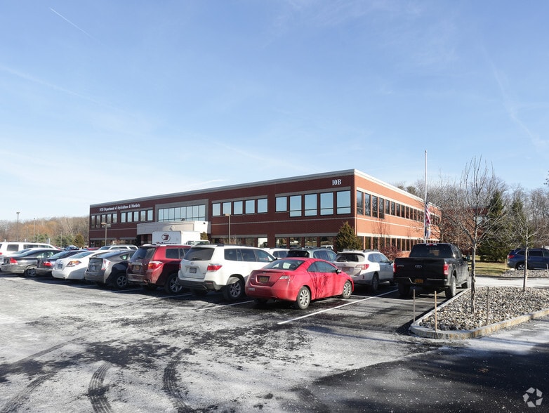 More Photos Of 10B Airline Dr, Albany Office For Sale