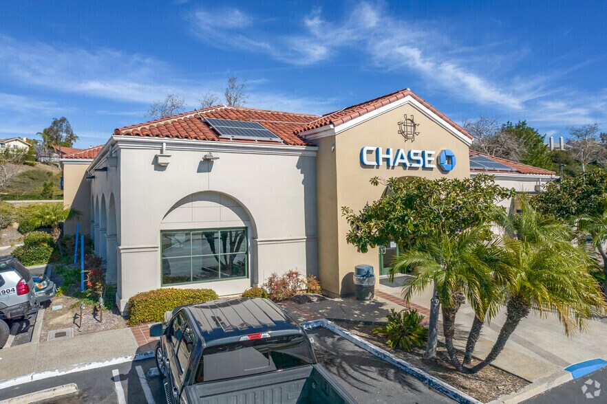 More Photos Of 390 E H St, Chula Vista Unknown For Lease