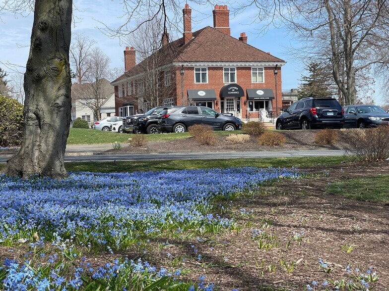 More Photos Of 720 Hopmeadow St, Simsbury Medical For Sale