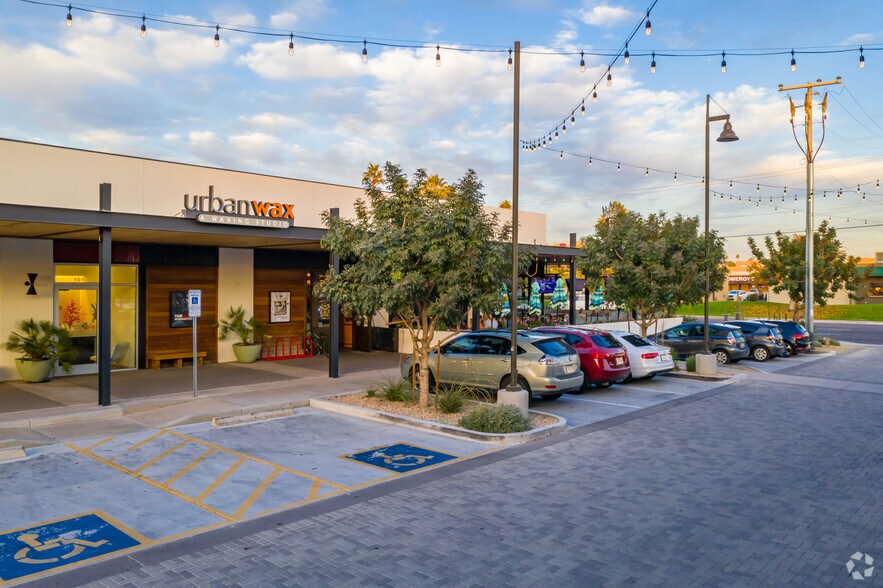 More Photos Of 5538 N 7th St, Phoenix Restaurant For Lease