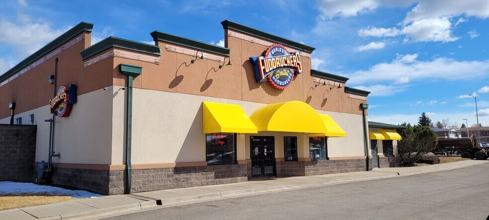 More Photos Of 3315 10th Ave S, Great Falls Restaurant For Sale