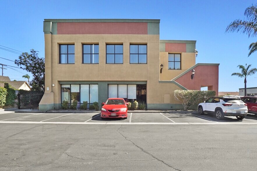 More Photos Of 4774 Riverside Dr, Chino Office For Sale