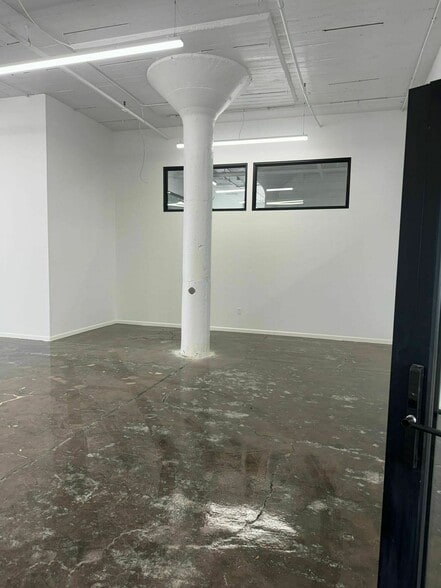 More Photos Of 13000 Athens Ave, Lakewood Warehouse For Lease