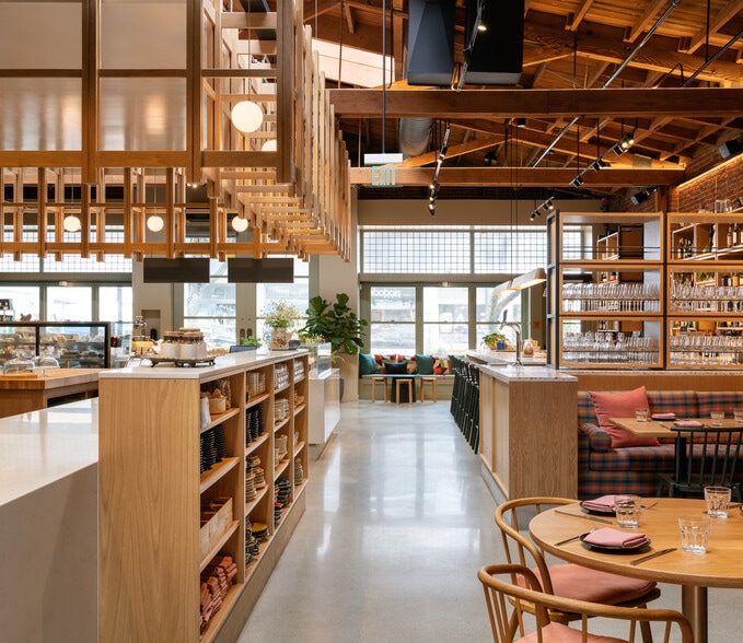 More Photos Of 40 W Green St, Pasadena Storefront For Sale