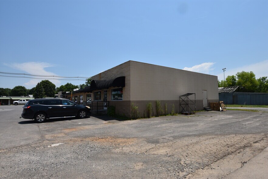 More Photos Of 416 E North St, Sweetwater Storefront Retail Office For Sale