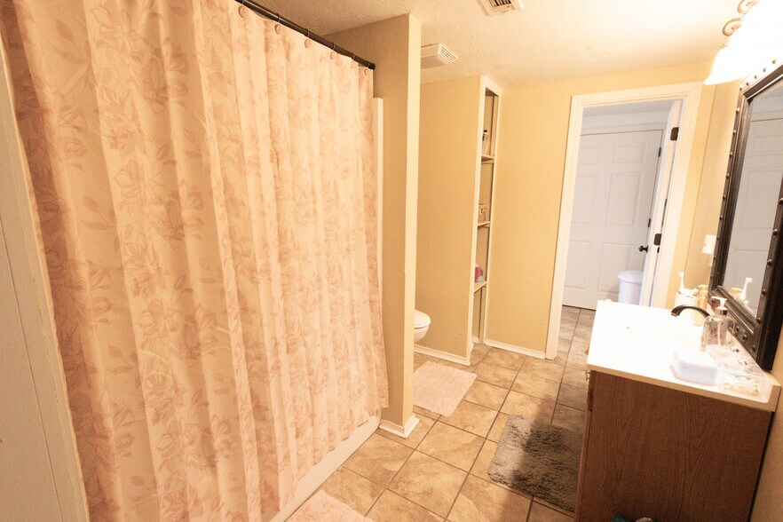 More Photos Of 19857 State Highway 49, Medicine Park Self Storage For Sale