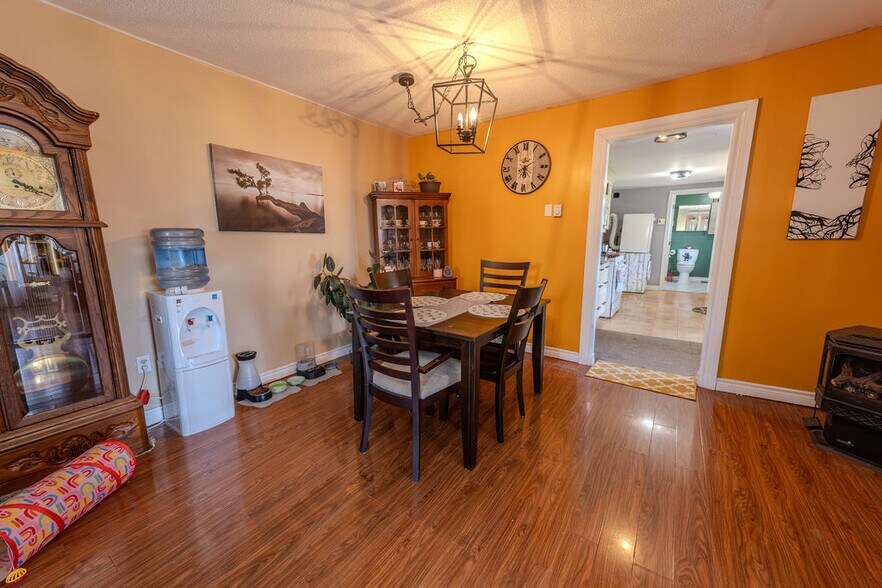 More Photos Of 181 Melville Rd, Consecon Trailer Camper Park For Sale