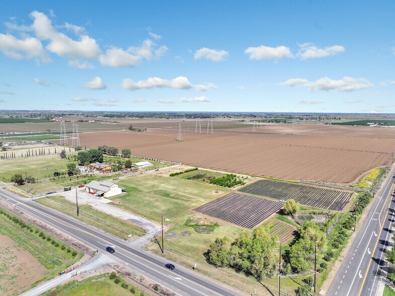 More Photos Of 8091 Balfour Rd, Brentwood Lodge Meeting Hall For Sale