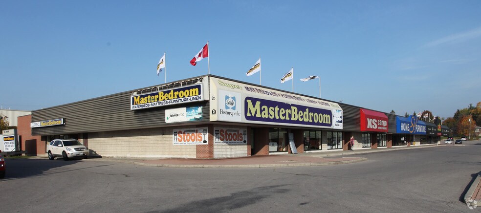 More Photos Of 1540 Dundas St E, Whitby General Retail For Lease