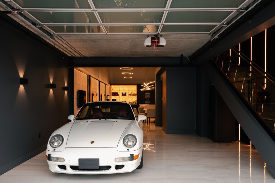 More Photos Of 13880 Wireless Way, Richmond Warehouse For Sale