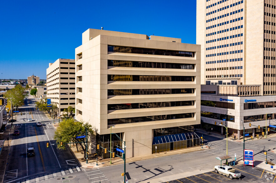 Primary Photo Of 425 Soledad St, San Antonio Office For Lease