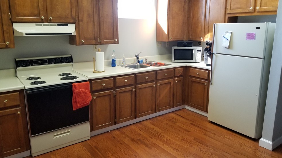 More Photos Of 309 W Poinsett St, Greer Loft Creative Space For Lease