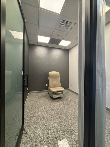 More Photos Of 1805 Ponce de Leon Blvd, Coral Gables Medical For Sale