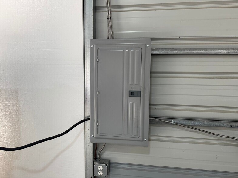 More Photos Of 8128 Midway Dr, Russells Point Auto Repair For Sale