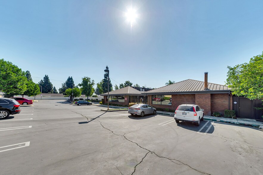 More Photos Of 99 N San Antonio Ave, Upland Office For Sale